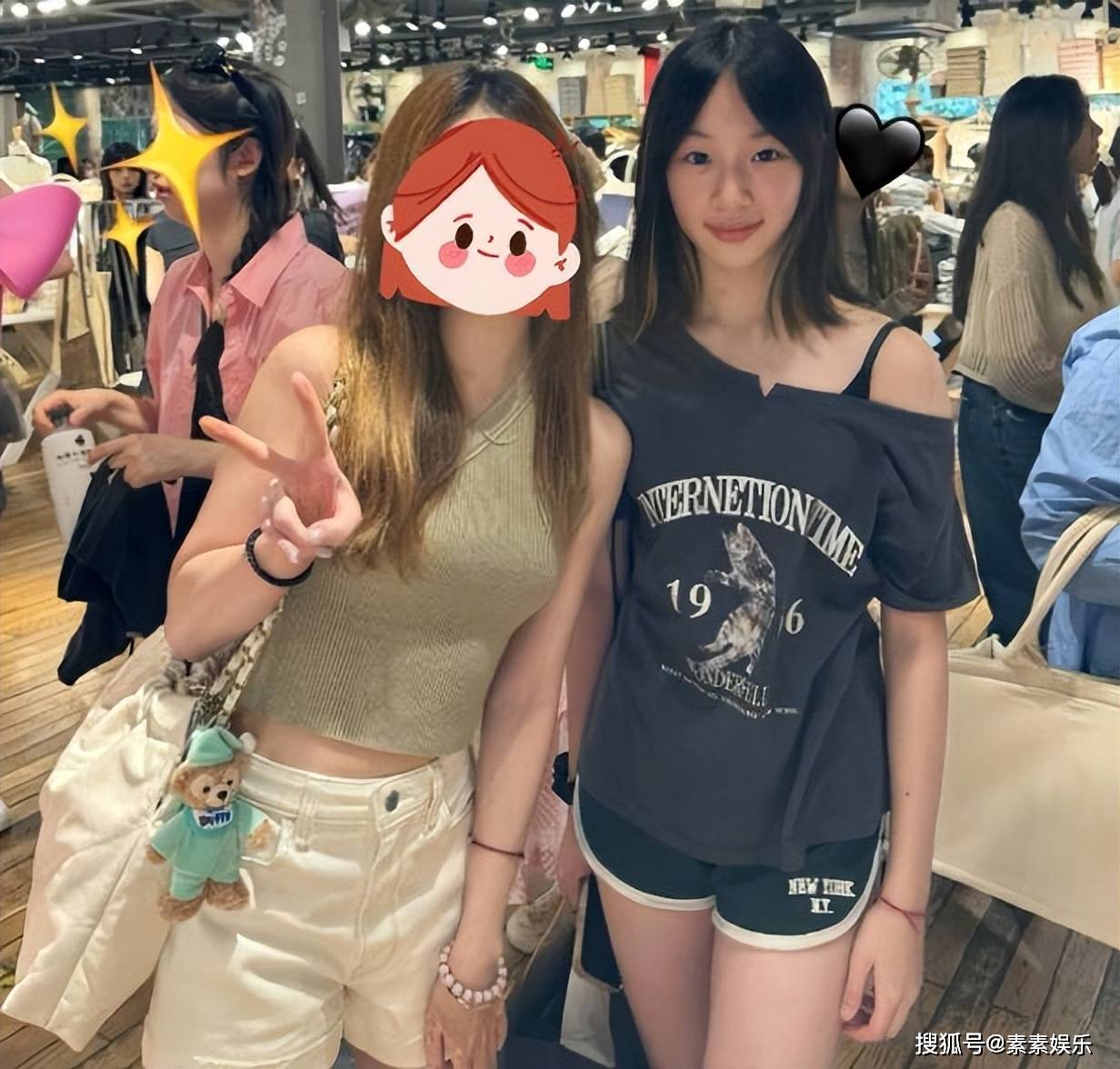 甜馨和吴尊女儿互夸，小姐妹互动，13岁的neinei高挑又漂亮